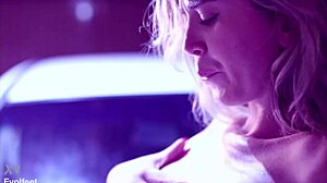 Licking perfect feet and wet pussy together