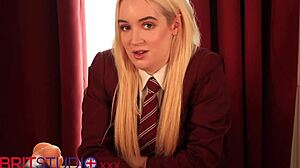 British student flashes big tits under skirt 😏