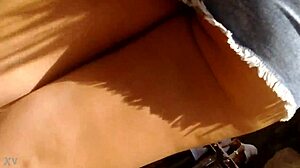 Voyeur Captures Ass Delight In Rome Streets