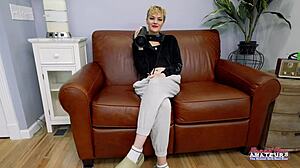 blonde sassy and redhead bella threesome