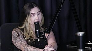 Morena Safada Faz Stripper Após Live E Suruba