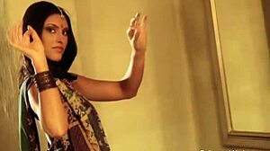 Dance of the exotic indian princess