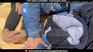 Latina takes off sweaty shoes on cableway