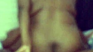 Couple starts early morning sex with pussy missionary on bed