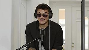 Victor ray fucks linda lan and scarlett alexis in hot asian threeway!