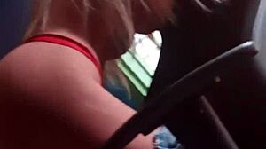 follando con mi amiga rubia, metiendo dildo en su rico coño!