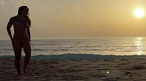 damiana brasileira safada pela europa - ensaio pelada na praia e boquete na canoa de portugal ep2