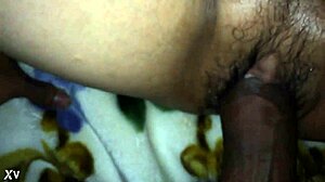 Old man fucks young 18+ in trim video.