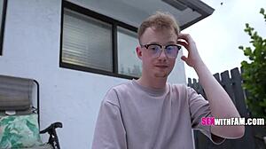 继母Cubbi Thompsons的抖动部位完美契合Jimmy Michaels