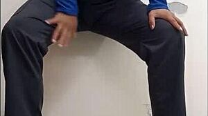 Porno real de enfermera latina en hospital hace casero en oficina del jefe con big ass spreading 😈