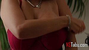 Chubby Hotwife Proudly Shared in Cheating Cuckold Session