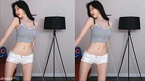 Gái hàn quốc nhảy vũ điệu sa ra 😍