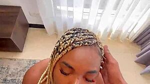 Hermanastra pierde la apuesta y ahora debemos follar en estilo rudo con creampie.