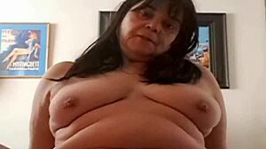 Hot wife fucks pillow