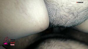 印度办公室情侣长期分离后感性重逢完整视频