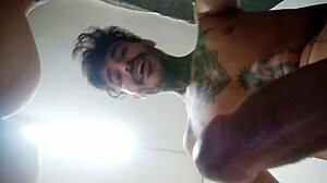 Oh man, this real sexo scene with brunette babe and big cock creampie is so hot 🔥.