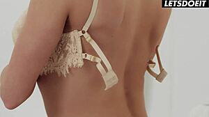 Josephine Jackson delivers an unforgettable massage session turning into intense pov action with cumshot.