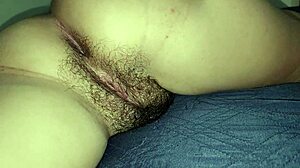 Asi es un coño natural probando a mi cuñada!