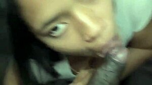 I suck this driver's huge dick to pay for the trip, rough face fucking and orgasm in the car! 😈🚗