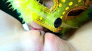 เลียหีนักเรียนมัธยมปลายเยี่ยวแตกคาปาก Ninewthai In Tight Pussy Lick Action!