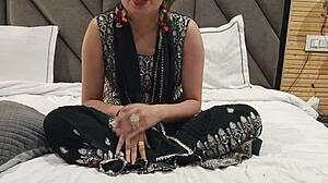 whoa chubby big ass desi bhabhi maa getting fucked by harami devar in cowgirl creampie 😏