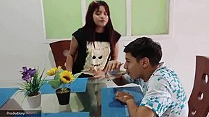 La puta de mi vecina does baboso oral and gives culo to thank me for last favor in homemade colombian action