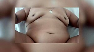 Kataleya latina bbw takes a thick cock on the bed