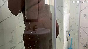 Hot quickie with oga boss wife in bathtub - wet pussy dripping orgasm. 😏