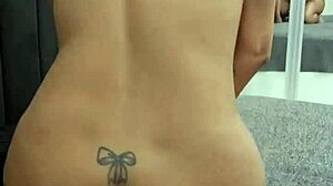 Morrendo de tesão em casa, this amateur latina milf sits her ass on toys for orgasm.