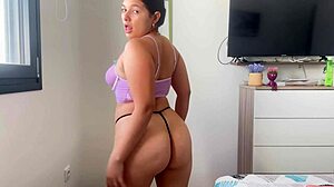 soy muy calentorra y te puedo hacer un video personalizado en mi link de sheer 😘🔥