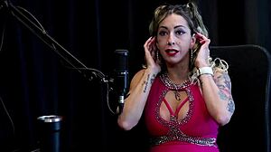 Um fã ajudou com azônio teve um cliente que era ladrão de banco e o fetiche gang bang e a dica que deu é - Julia Fontanelli watch on sheer red