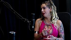 Um fã ajudou com azônio teve um cliente que era ladrão de banco e o fetiche gang bang e a dica que deu é - Julia Fontanelli watch on sheer red