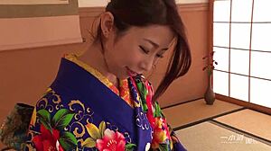 Seductive Japanese Mature AV Star Ayumi Shinoda Delivers Intense Blowjob