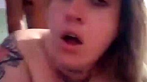 esas nalgas rebotan que rico me gusta chuparla toda y que me de bien rico