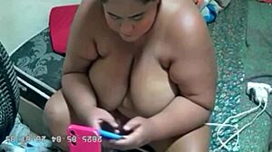 madrasta peituda se mostra para amante quando seu marido sai de casa