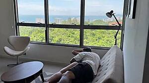 Você dormiu sem lençol então meti gostoso na sua buceta inchada?