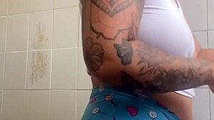 Hey, don't you want to give some affection to my big pussy right now?