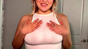 义妹大学角色扮演裙下透大奶头禁忌play