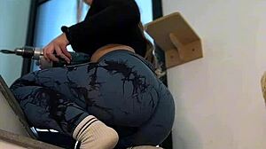 perfect round ass girl displays workout skills