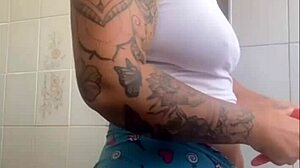 Hey, don't you want to give some affection to my big pussy right now?