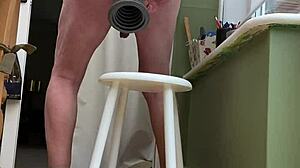 fucking my own arsehole feels so good