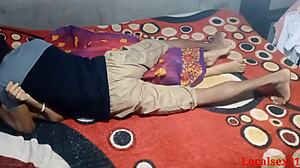 红纱丽印度孟加拉妻子网络摄像头被Localsex31后入手淫操