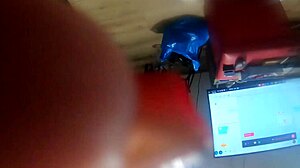 In this clip, stepmom Milfycalla stuffs her pantyhose deep into her pussy for a fetish preview.