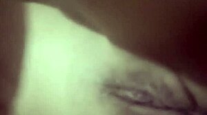 quieres ver lo rico que me masturbo? me masturbo rico para quitarme el estrés con mi mano.