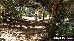 Jennifer love strips down and poses in the sun outdoor showing off her petite naked body 😍