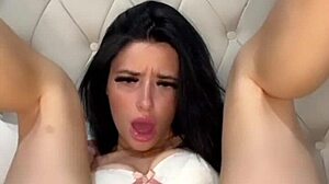 i'm a slutty american exchange student fingering myself