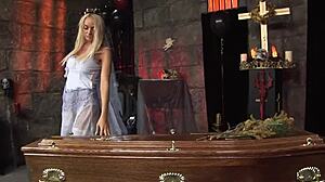 Rough Kinky Sex With Wet Pussy And Orgasm In Quickie Session