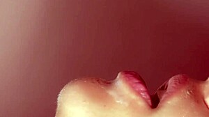 日本继母惊喜继子生日口交并近距离射嘴里