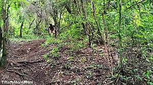 Exibicionista na floresta vem uma de presente para vcs amores filme completo está chegando