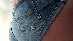 Glamcore Model Fingering Solo Erotic Scene